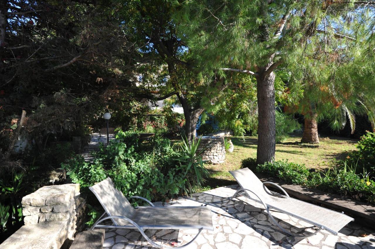 Villa Theodora View Apartments Thalia Agios Georgios Pagon Exterior foto